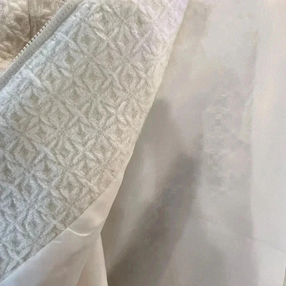 Coldwater Creek Winter White Blazer Like New - Picture 12 of 15